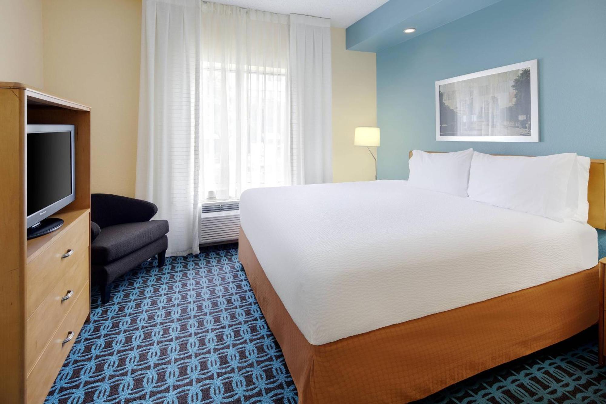 Fairfield Inn & Suites Austin University Area Exterior foto